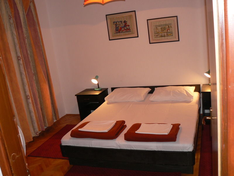 Zecevic 3*